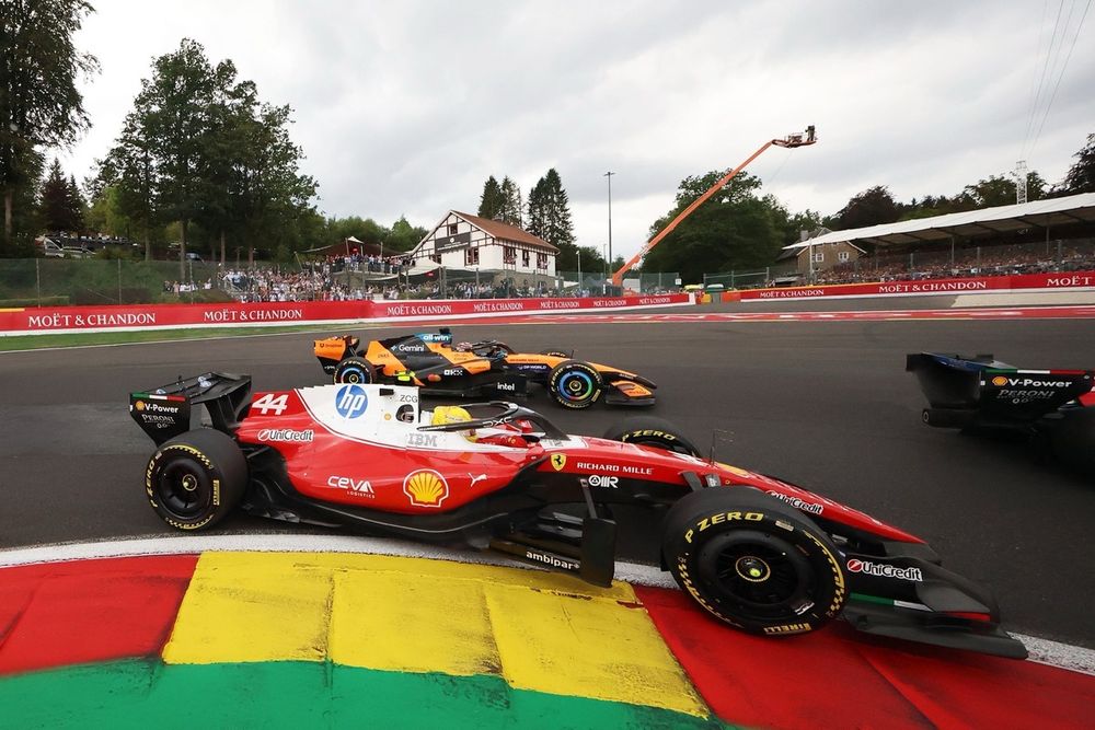 Lewis Hamilton, Ferrari, Oscar Piastri, McLaren