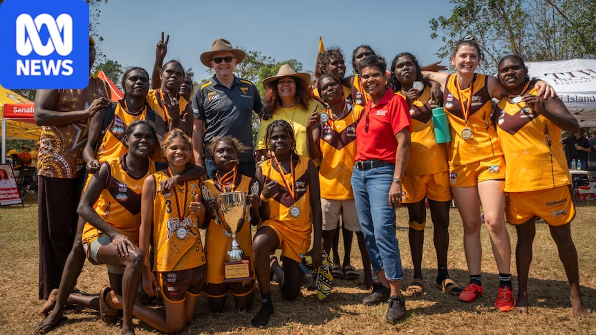 Prime minister backs bid for future Northern Territory AFL team, but no promises on funding