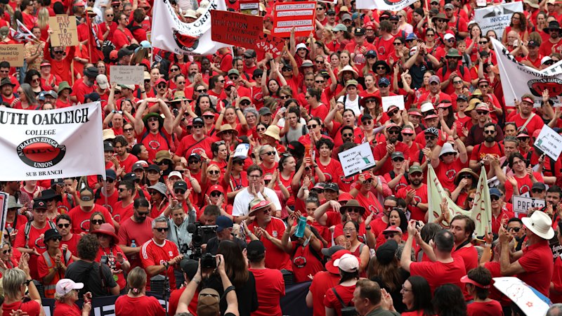 School strike Victoria: Teachers to walk off the job on Thursday after rejecting pay offer