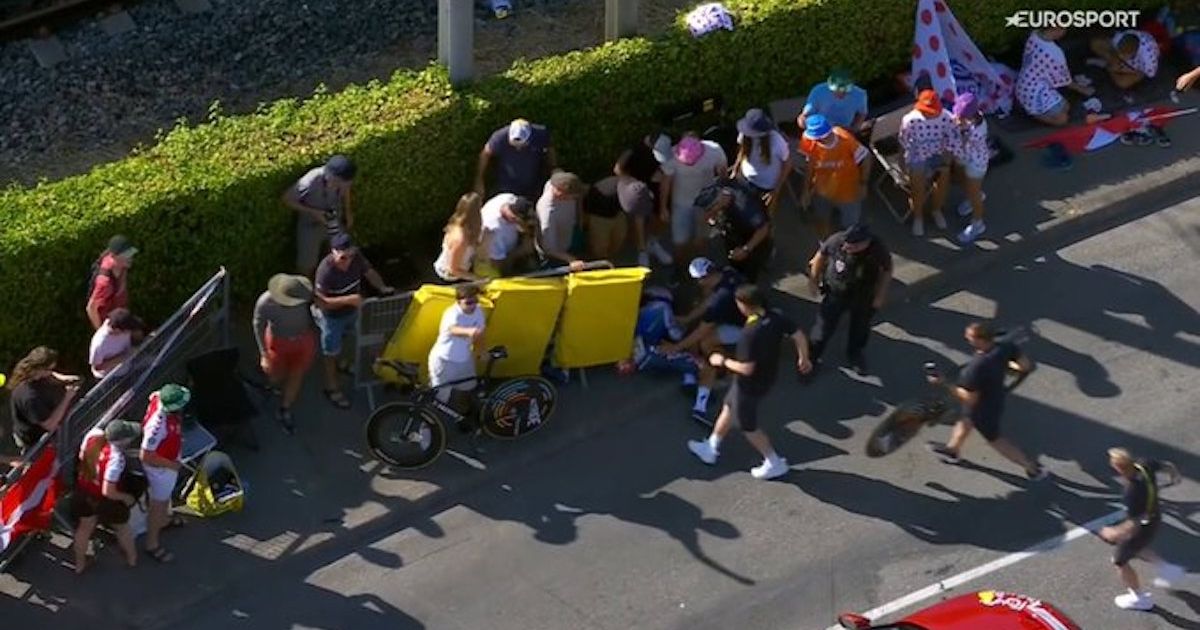 Lipowitz crashes out of the Tour de France time trial