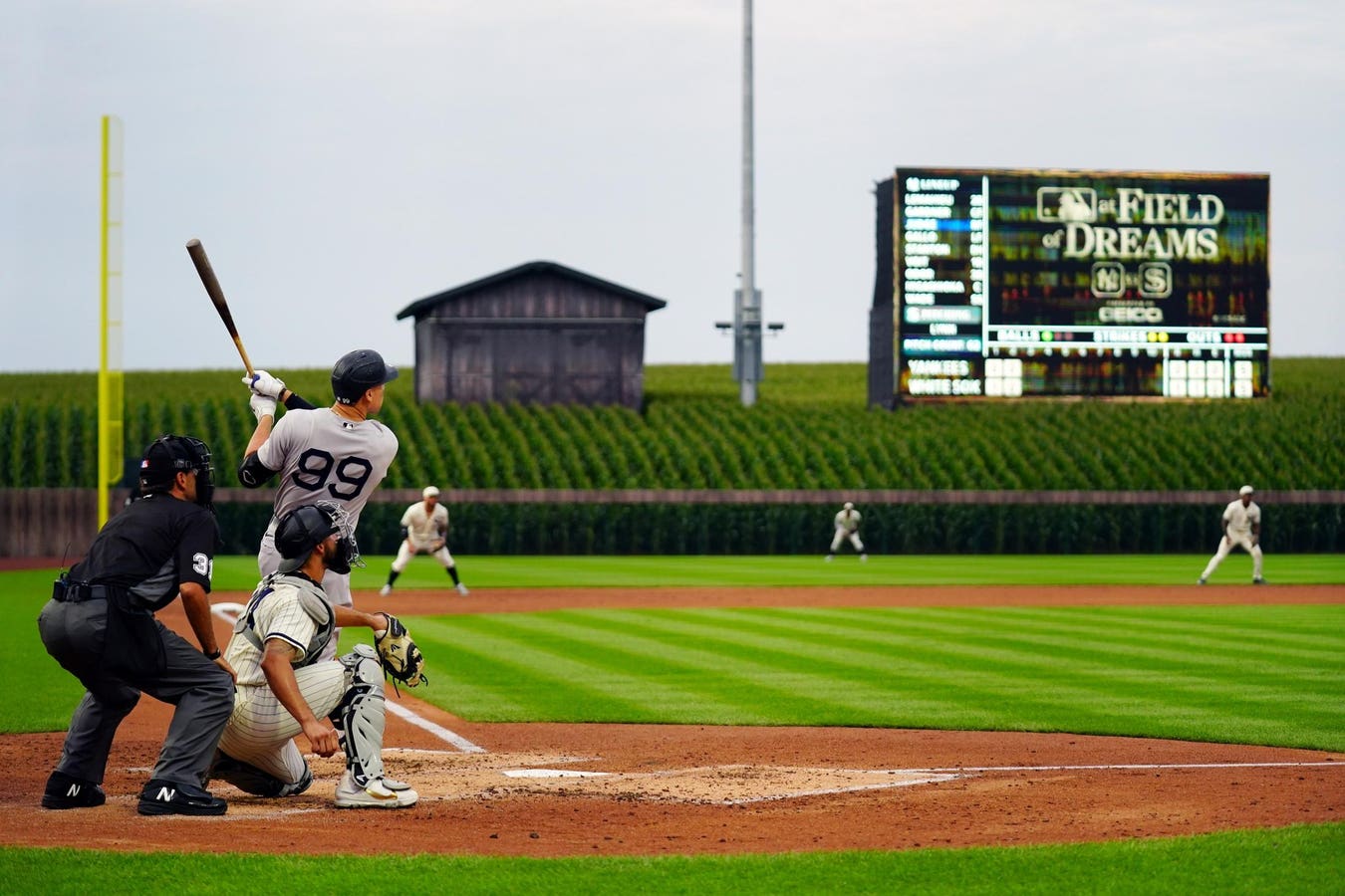 Netflix Set To Livestream MLB’s 2026 ‘Field Of Dreams’ Game In August