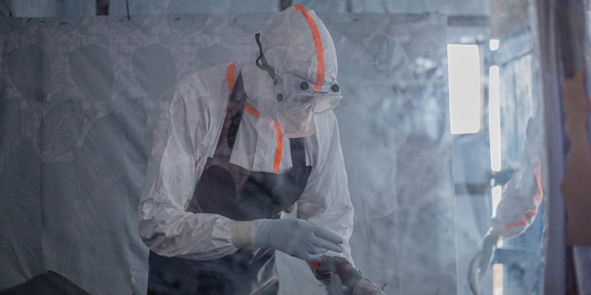 Ebola outbreak: Probe launched in London as British national rushed to hospital after 'potential exposure' to deadly disease