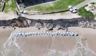 Lancelin coastal erosion: Residents rally in Perth to demand urgent government action on crisis