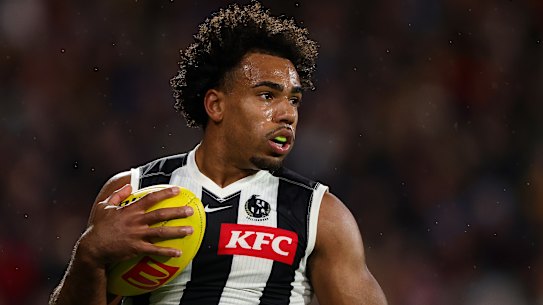 Isaac Quaynor was again subjected to boos at Adelaide Oval.