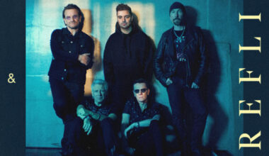U2 > News > 'Fireflies'