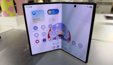 Android Circuit: Galaxy Unpacked Highlights, Qualcomm’s Flagship Killer Chip, EU’s Google Play Fine