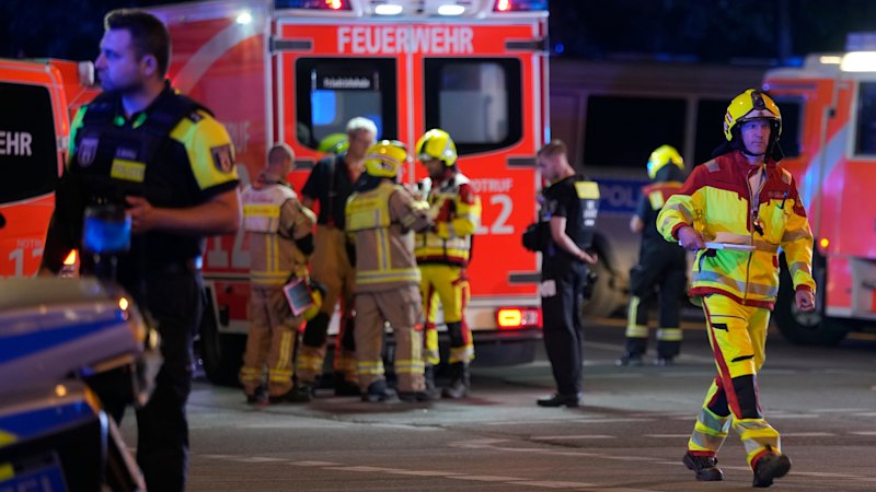 Manhunt after car rams crowd at Berlin Pride parade
