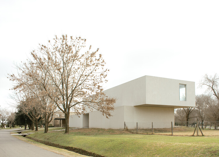 O House / YES! Architects - Image 3 of 29