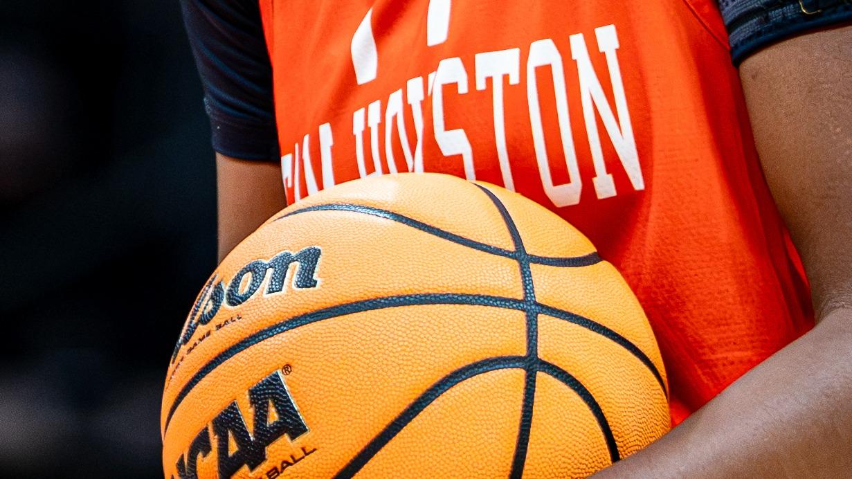 Women's Basketball adds two to coaching staff