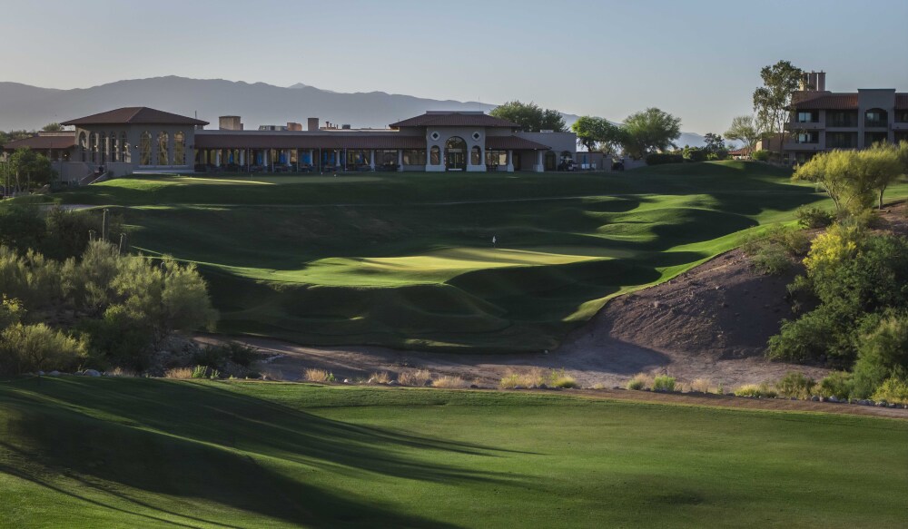 la-paloma-cc-clubhouse.jpg