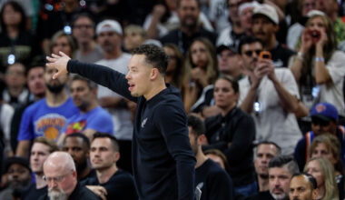 Mitch Johnson's next challenge is keeping Spurs' deep roster happy