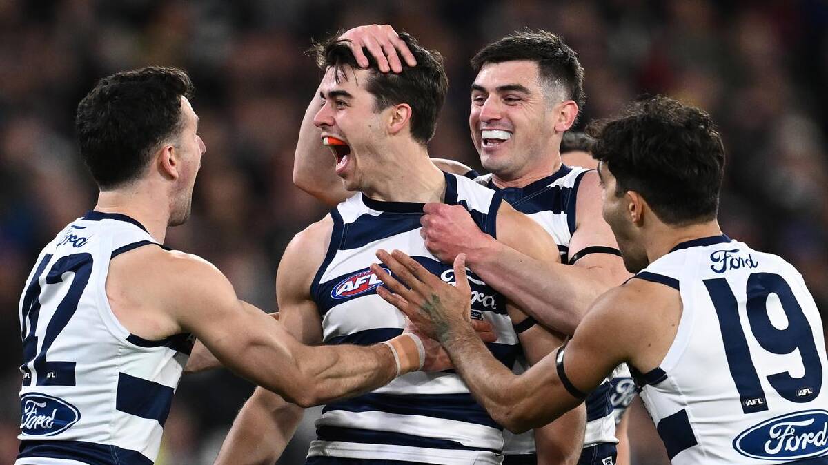 Former Gaelic football star Oisin Mullin has been celebrated for his Geelong form. (Joel Carrett/AAP PHOTOS)