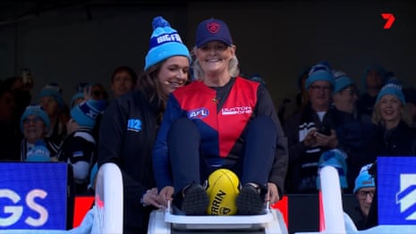Governor general takes the plunge in first Big Freeze since Neale Daniher’s death – video