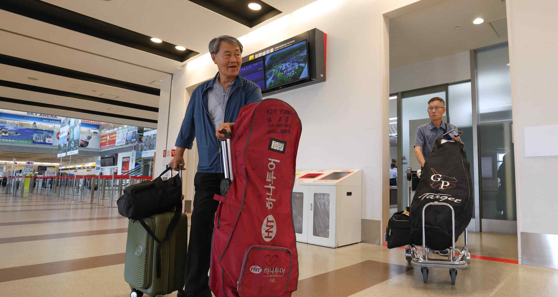 Japan's golf courses swing big for South Korean guests
