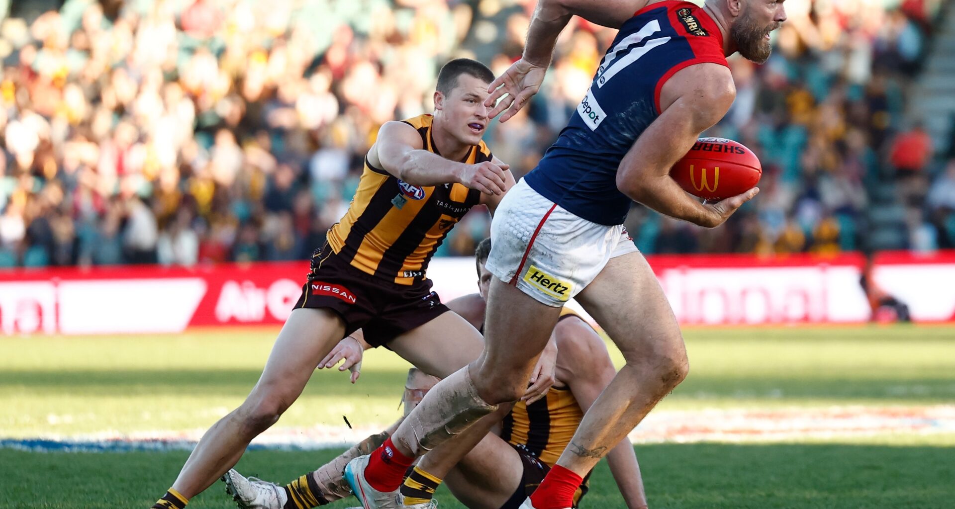 AFLCA Votes | Mighty Max continues form