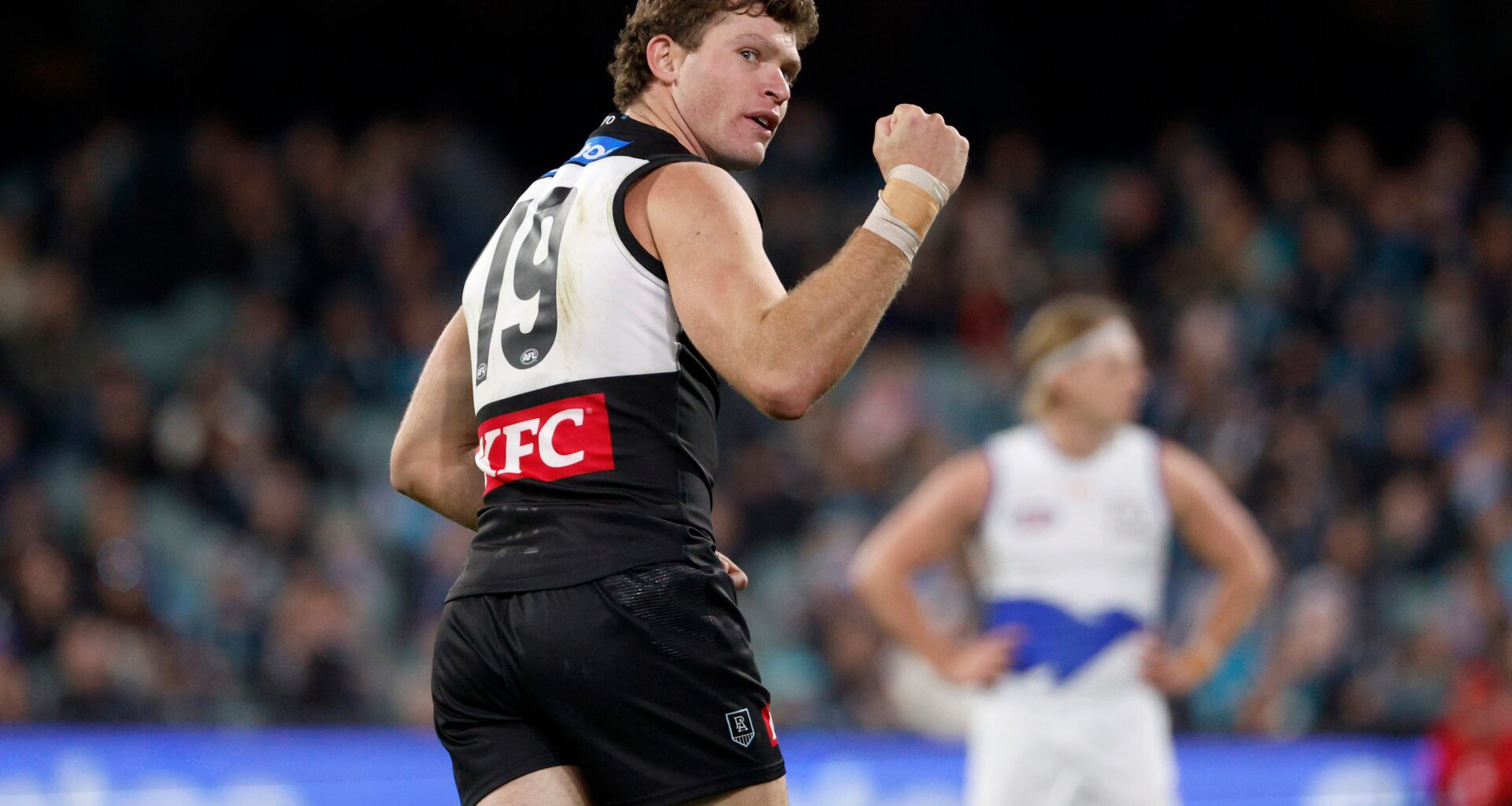 Power surge derails Roos' wildcard charge