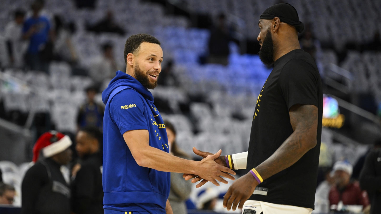 Warriors star Steph Curry weighs in on possibly playing with LeBron James, in both basketball and golf