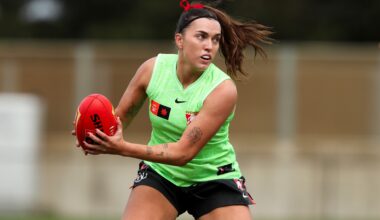 The AFL Swan helping his female clubmates reach new heights