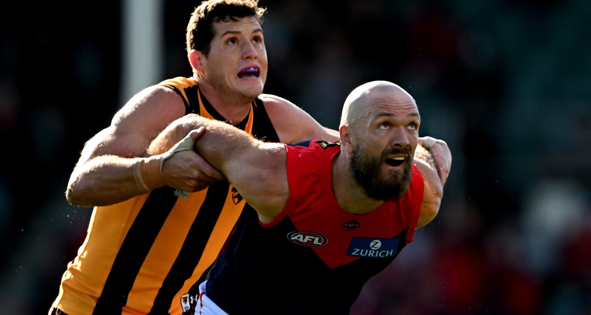Final teams in for Hawks-Demons, Giants-Dockers. Follow LIVE
