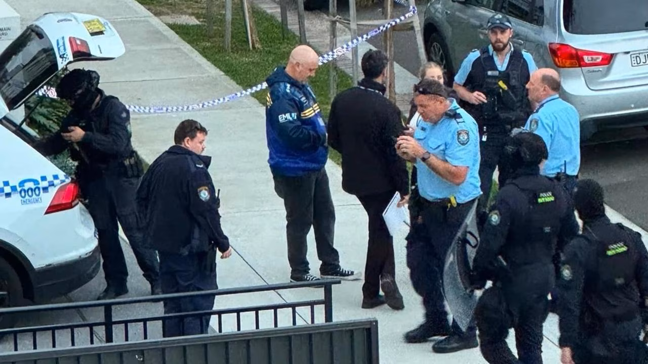 Kogarah Bay man critical condition following assault