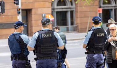 Man dies in Sydney CBD building fall