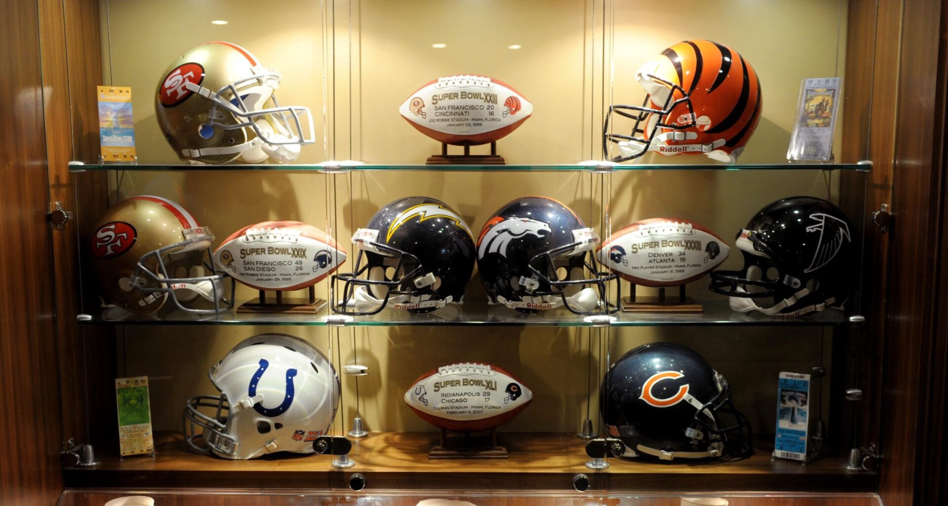 TikTok, Fanatics, and NFL facing lawsuit from memorabilia sellers