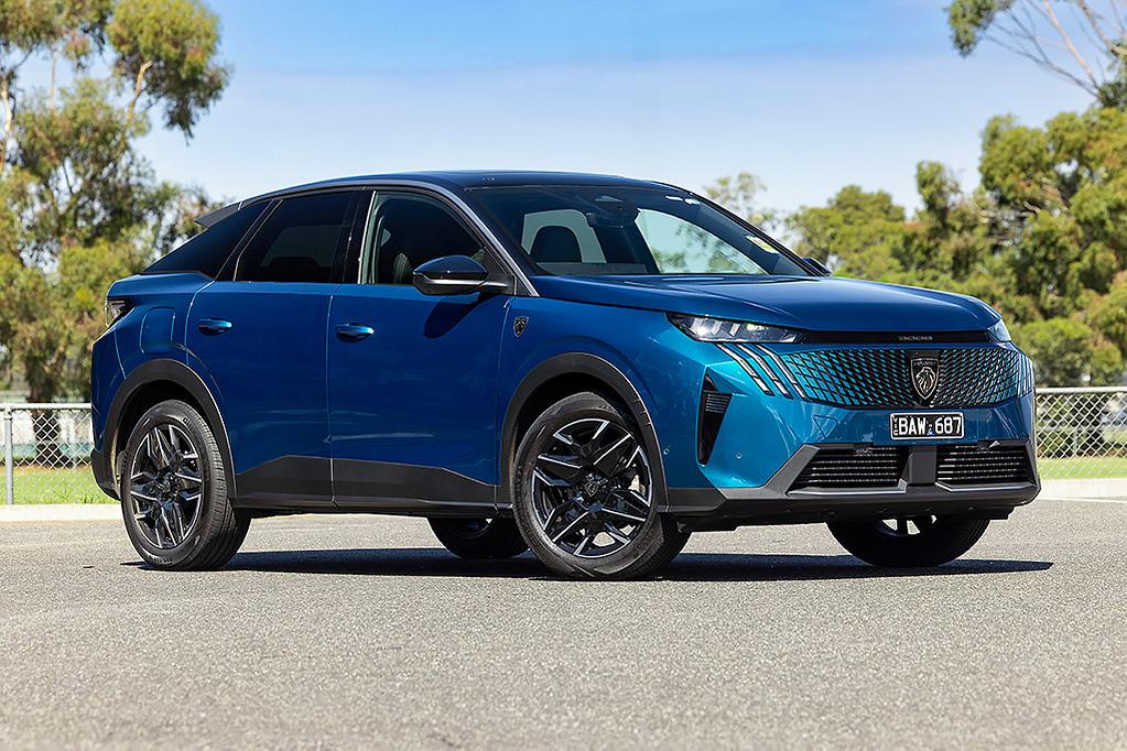 2025 peugeot 3008 hybrid 01 2 1