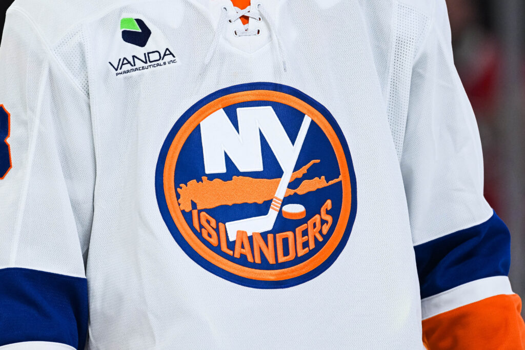 Islanders Notes: Kuefler, Wahlstrom, Good Bogg – Pro Hockey Rumors
