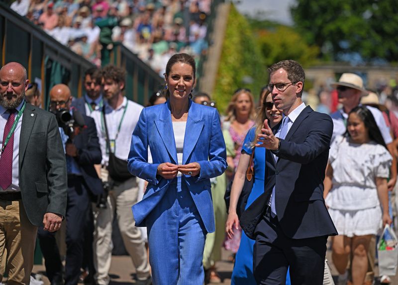 Tennis-Princess Kate watches British hopeful Fery on Wimbledon visit | 1450 AM 99.7 FM WHTC