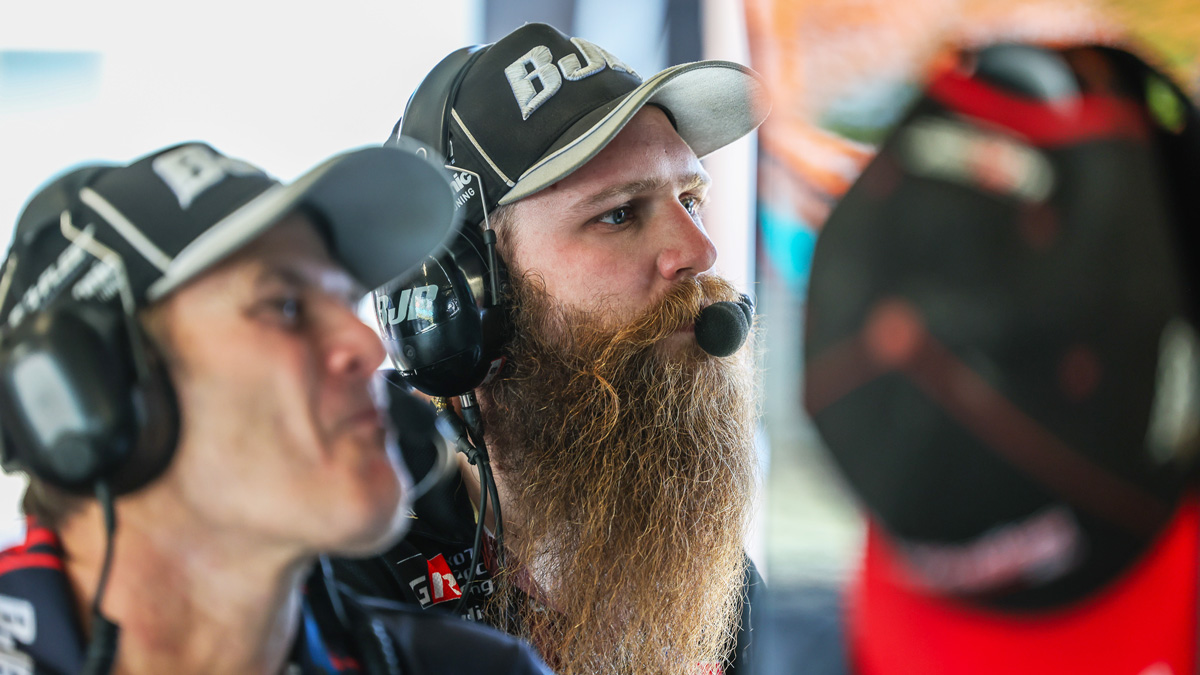 Supercars feature: Jason Bonney, the bearded Brad Jones Racing engineer