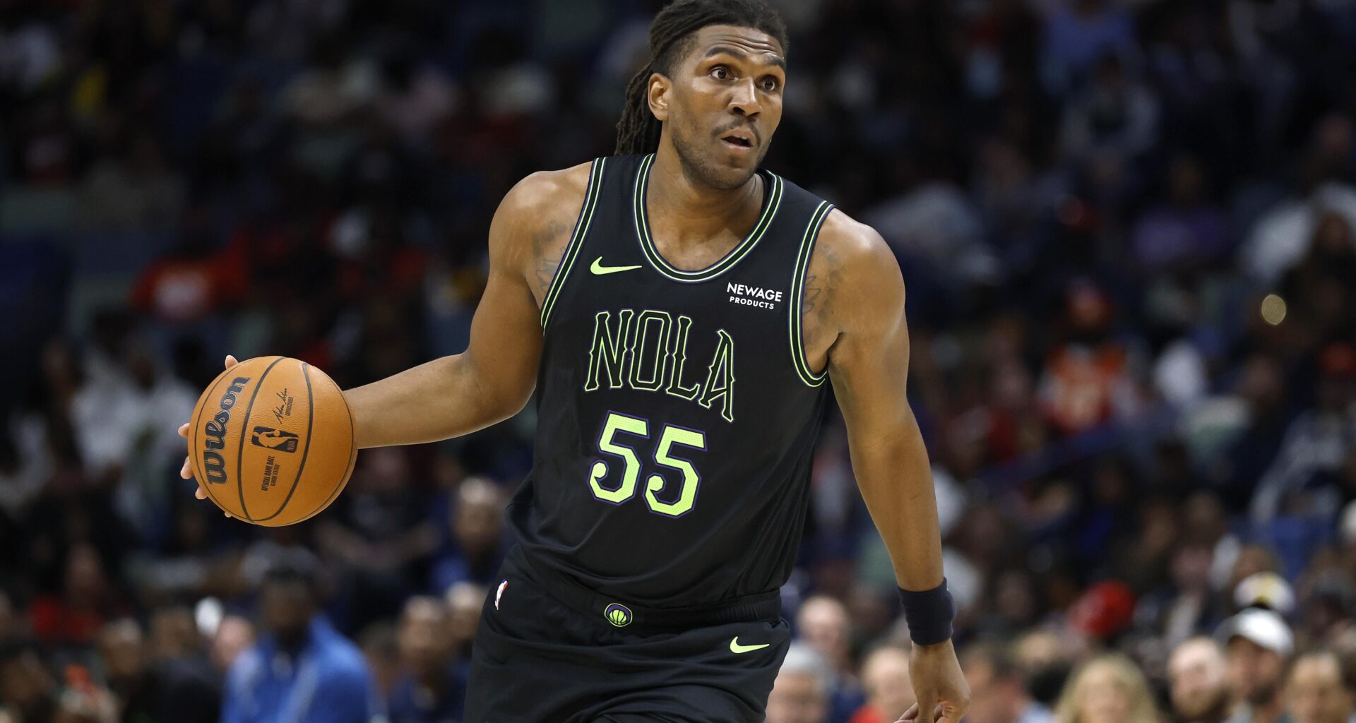 Lakers, Kevon Looney Agree to NBA Free Agent Contract After Ayton Trade, Updated Roster, Salary Cap