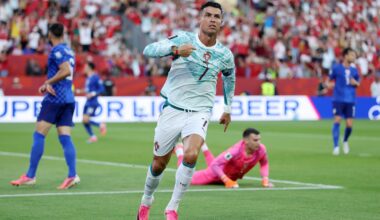 Drake Shares Photo with Cristiano Ronaldo from World Cup, Jokes They're 'Same Height'