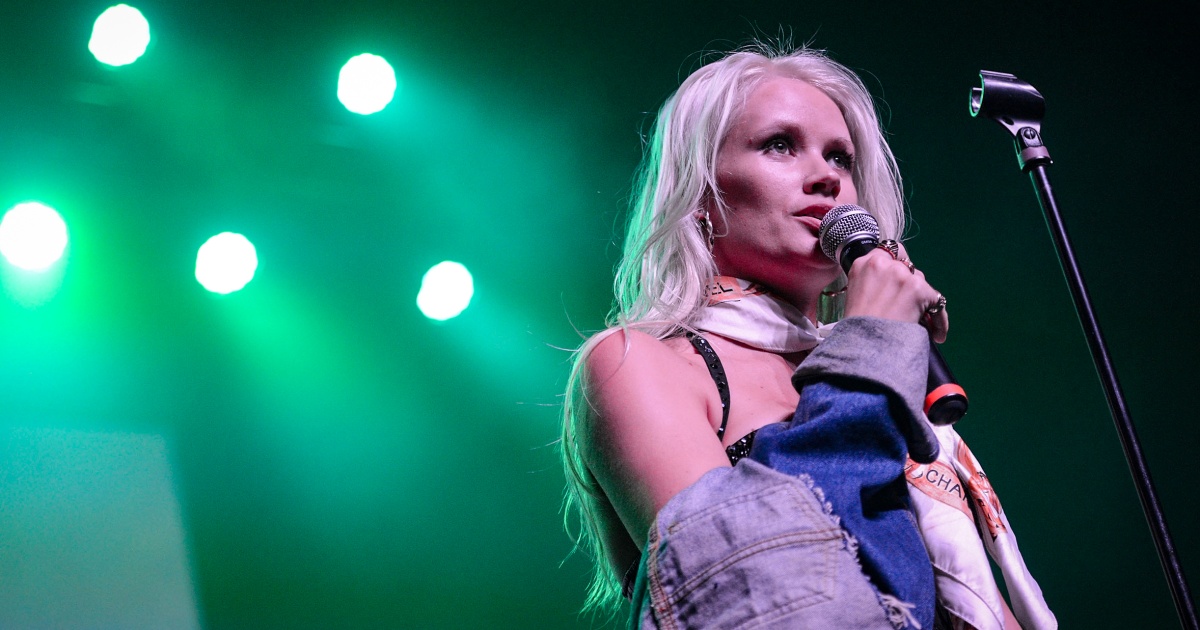Lauren Bennett, singer on ‘Party Rock Anthem,’ dies at 37