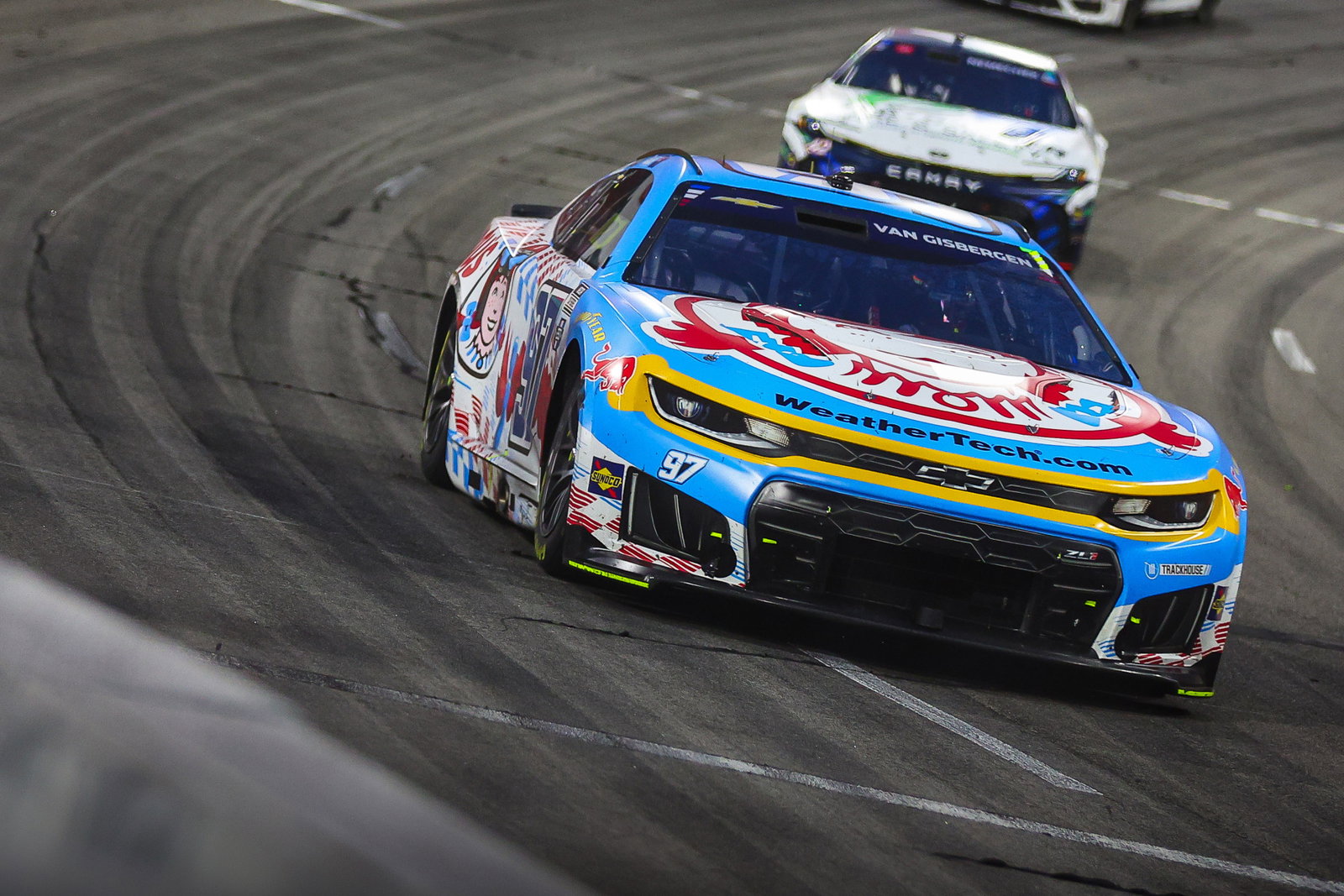 ‘One-dimensional’ van Gisbergen takes lessons from Logano