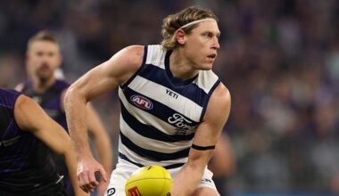 AFL teams and expert tips for round 19: Geelong and St Kilda name teams for Thursday night match at GMHBA Stadium