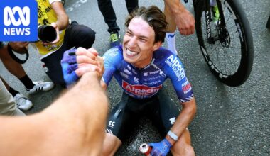 Jasper Philipsen claims stage 17 of Tour de France as Tadej Pogačar maintains lead