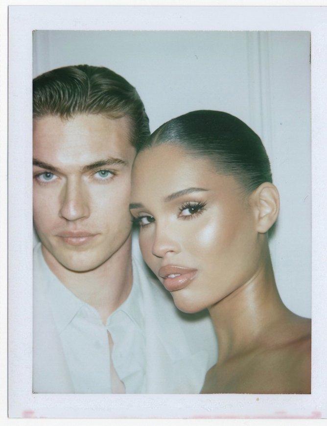 Lucky Blue and Nara Smith.