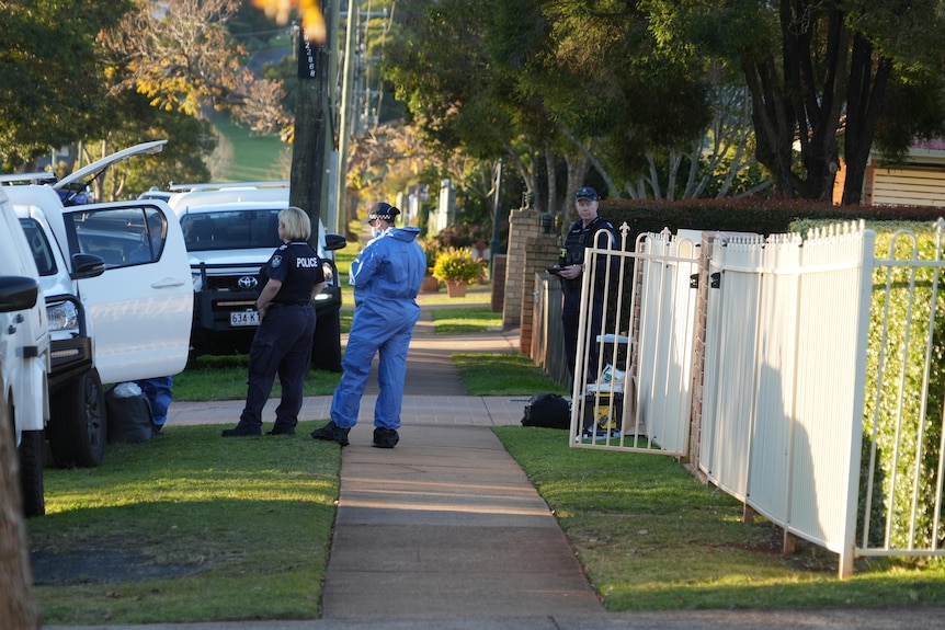 police in forensic gear