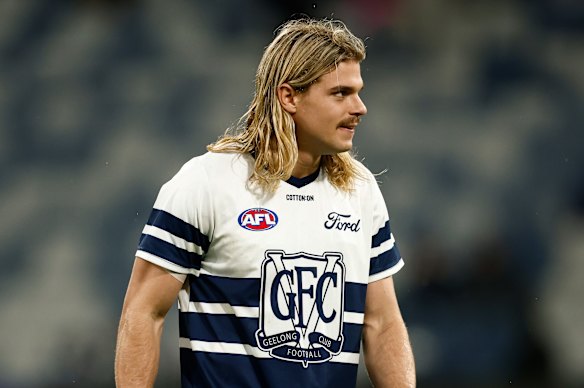 Bailey Smith returns from illness to take on the Lions