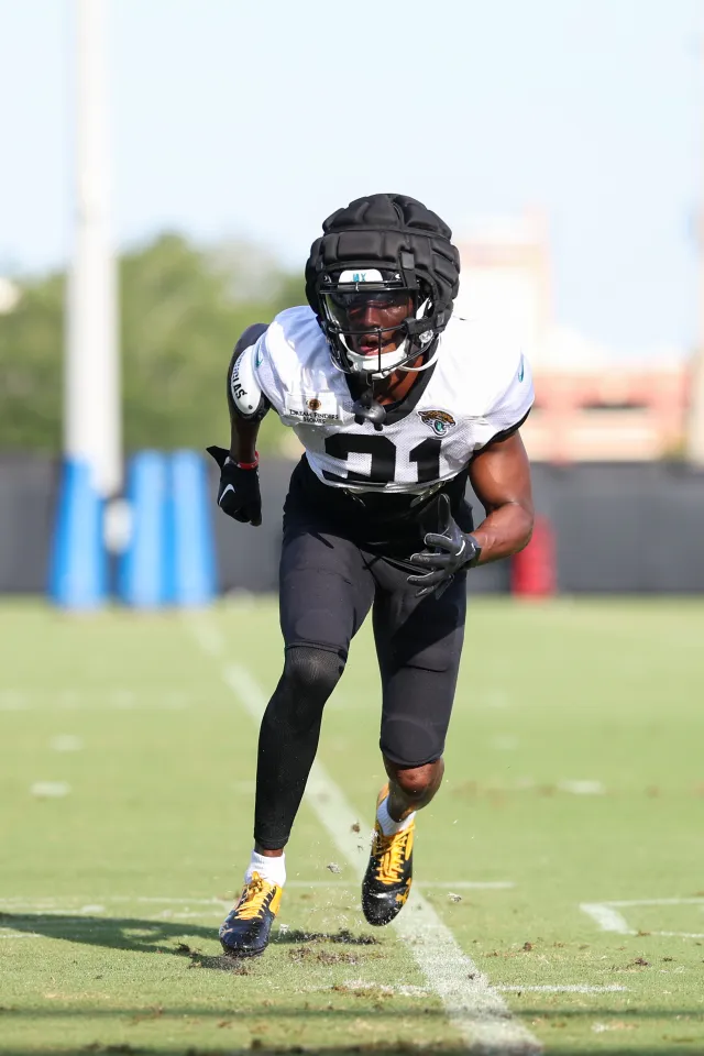 Levi Wallace