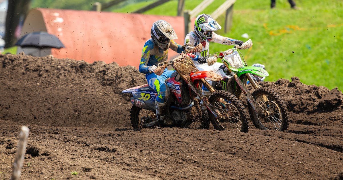 Thomas: "His [Hunter Lawrence] ability to drop the hammer late was impressive." - Racer X