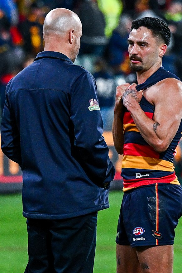 Nicks speaks with Izak Rankine after the game against Collingwood.