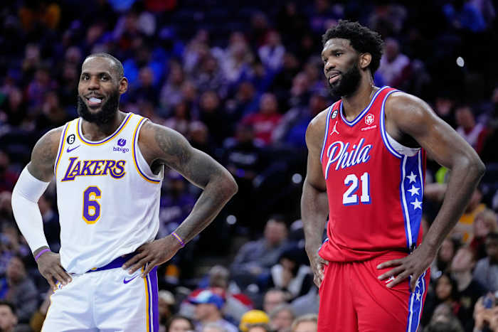 76ers celebrate James' arrival with coronation photo fit for basketball's King