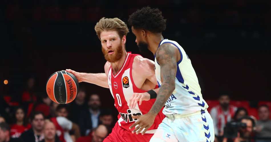 Thomas-Walkup-Jean-Montero-Olympiacos-Valencia