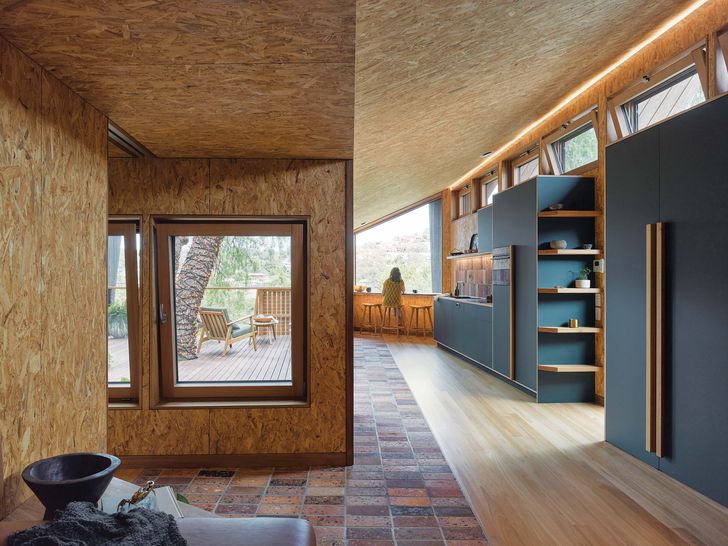 Pepper Tree Passive House (2022) provides additional independent living quarters at the rear of an existing home.