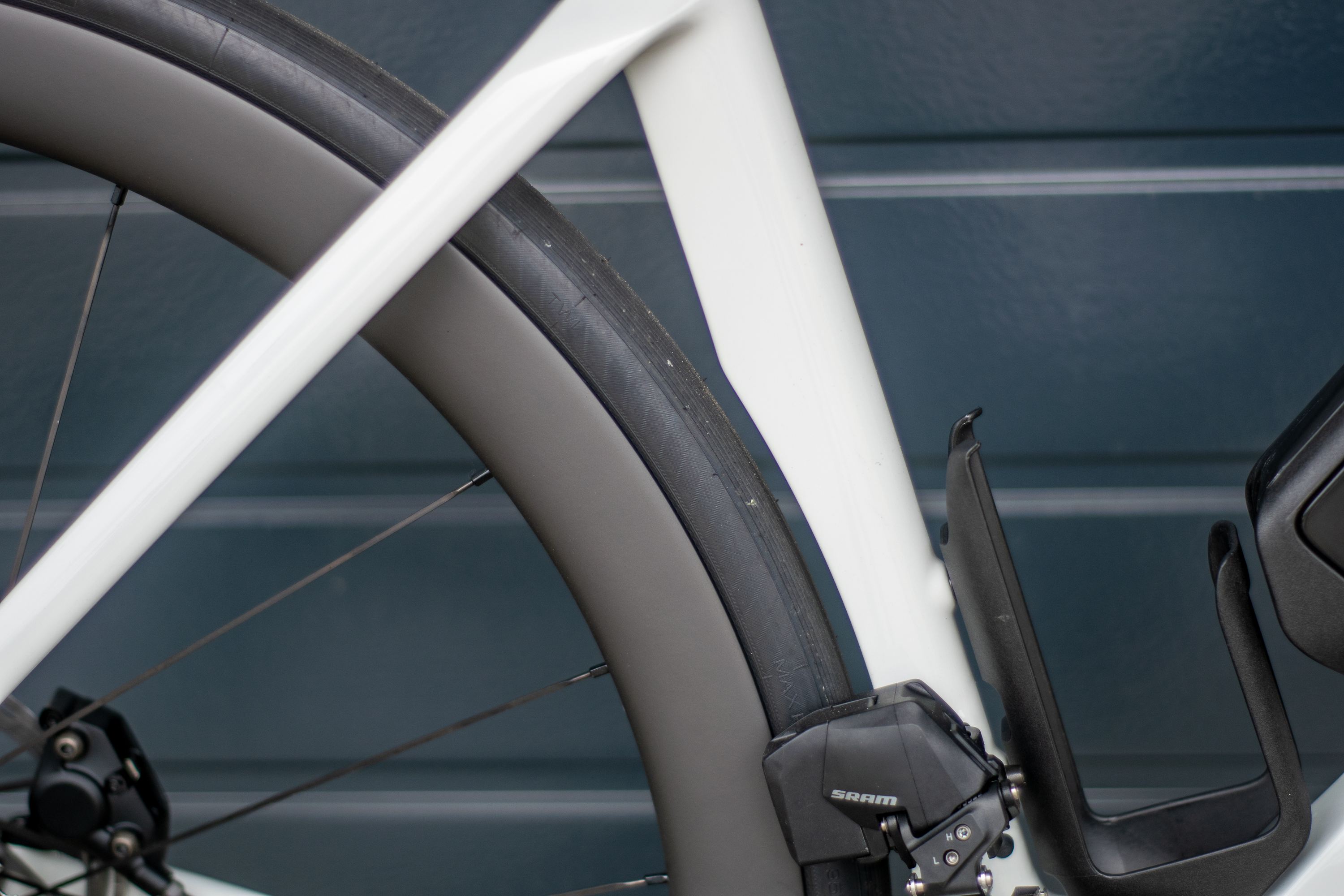 A white and blue Cervélo Soloist 