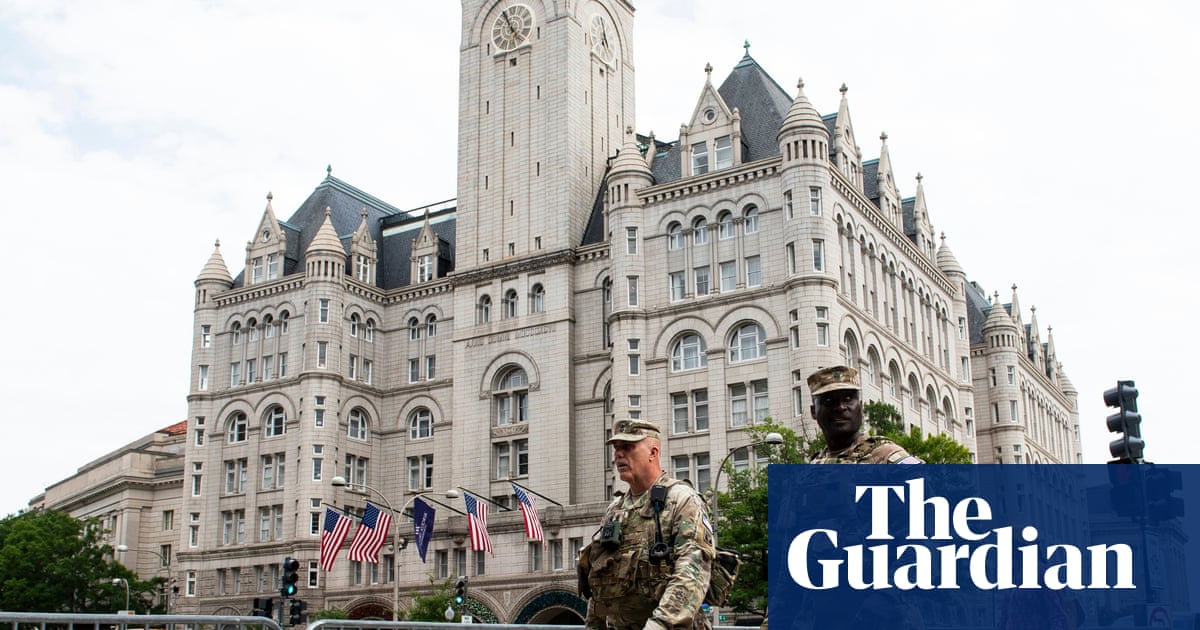 Trump’s address takes bitter turn after hailing ‘amazing job’ by reporters at gala | Washington DC