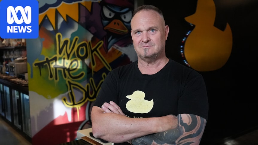 SA government hits 'pause' on compulsory acquisition of Mount Barker's Wok The Duck