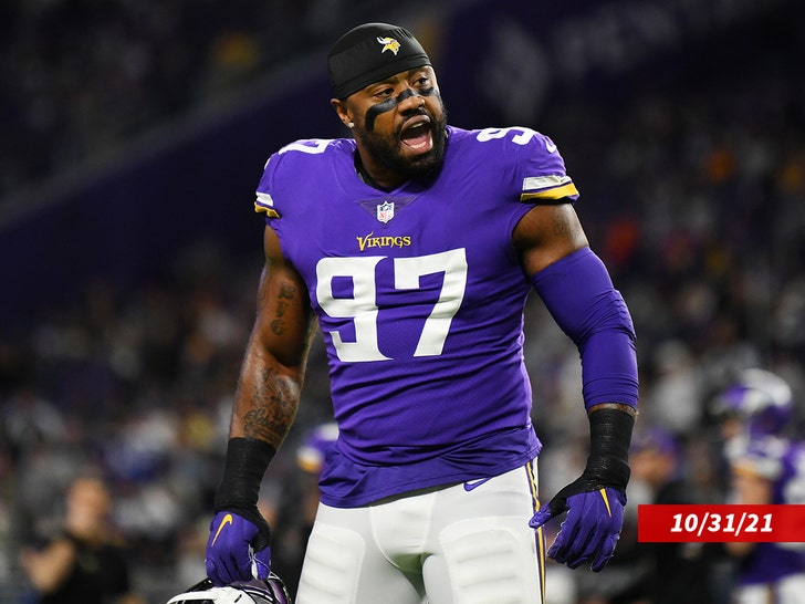 sub-Everson-Griffen-getty-2