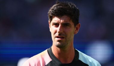 Football: Soccer-Courtois welcomes Van Bommel's appointment as Belgium coach